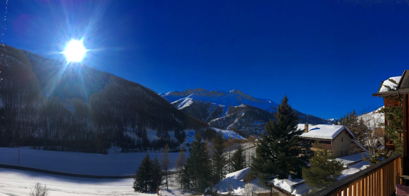 Soleil d'hiver depuis le balcon du chalet